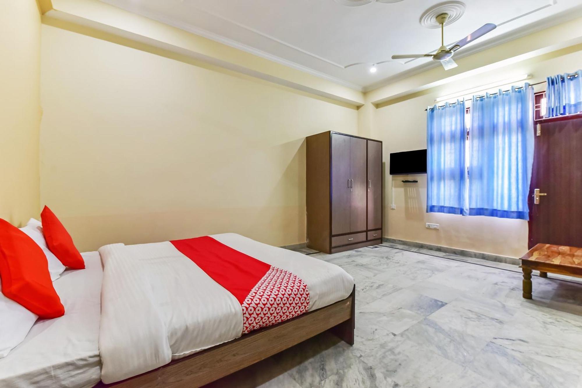 OYO 79437 Hotel S R Jaipur Buitenkant foto